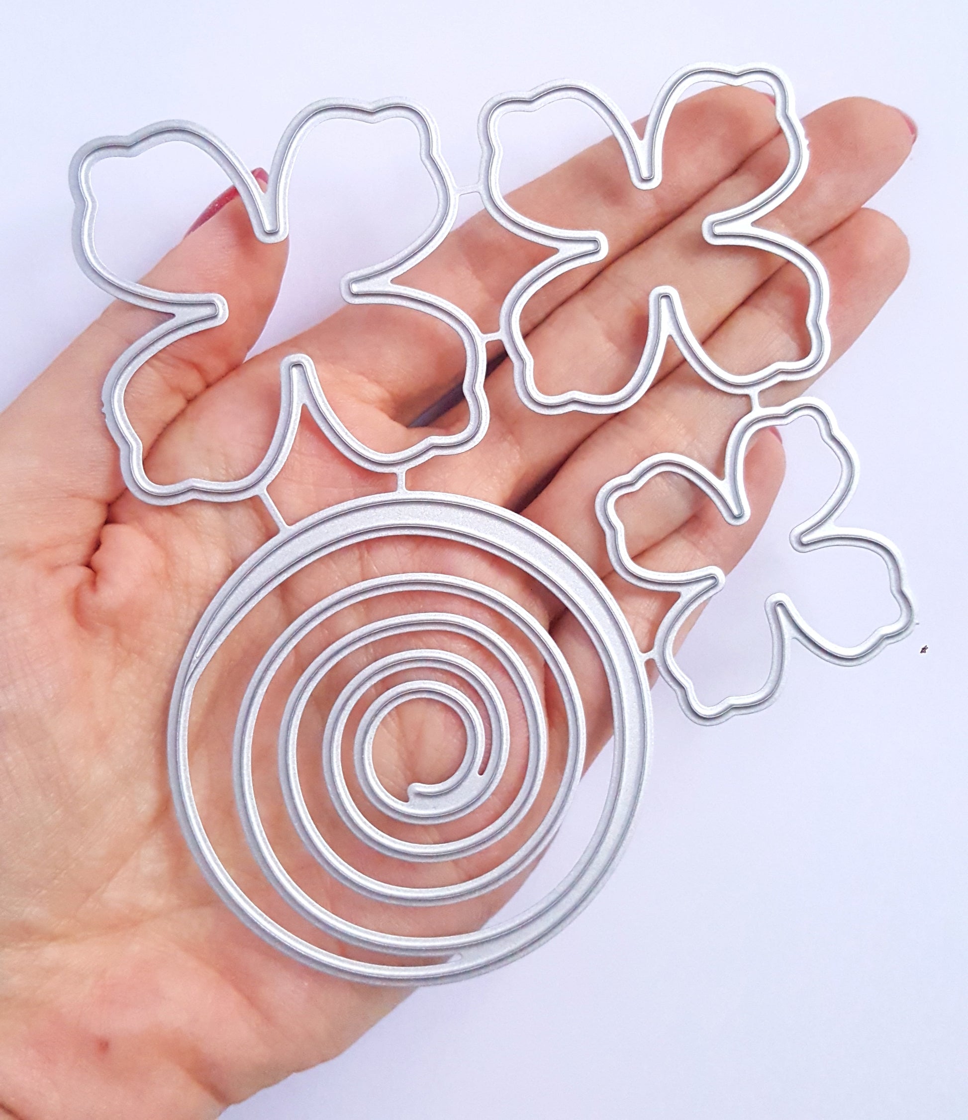 FLOWER CUTTING DIES 4 PCS SET - Luxy Kraft