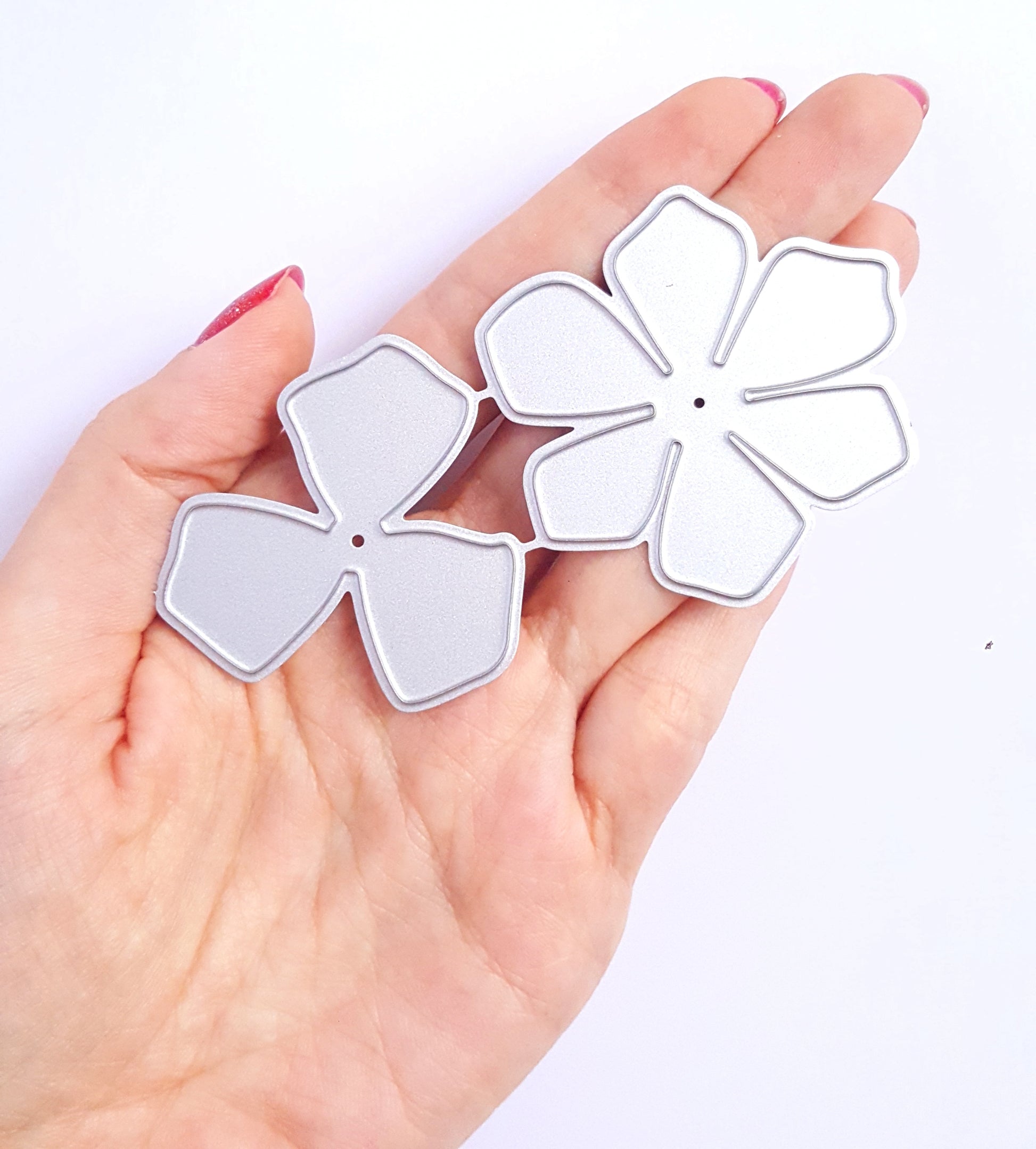 FLOWER CUTTING DIES 2 PCS SET - Luxy Kraft
