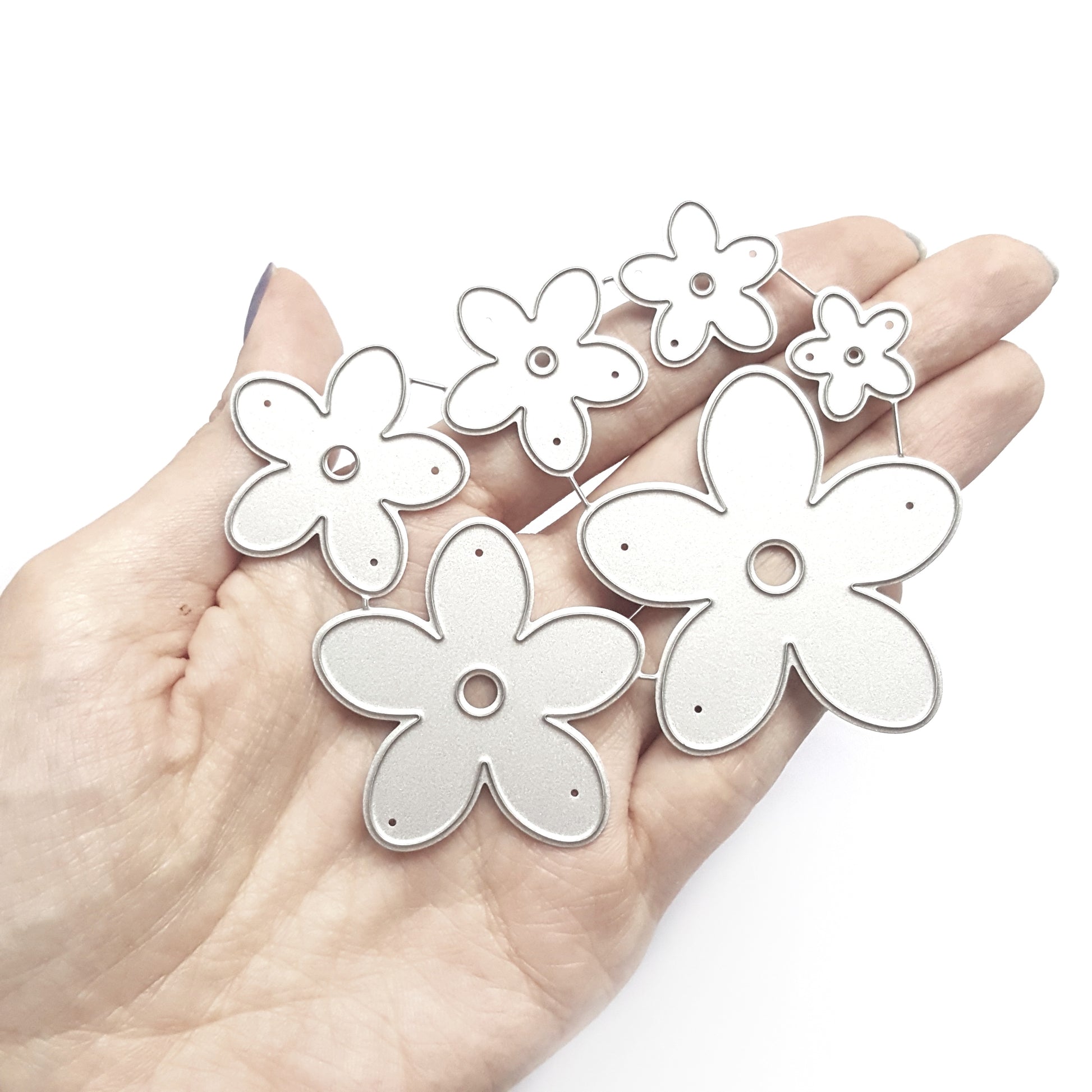 FLOWERS CUTTING DIES SET 6 PCS - Luxy Kraft