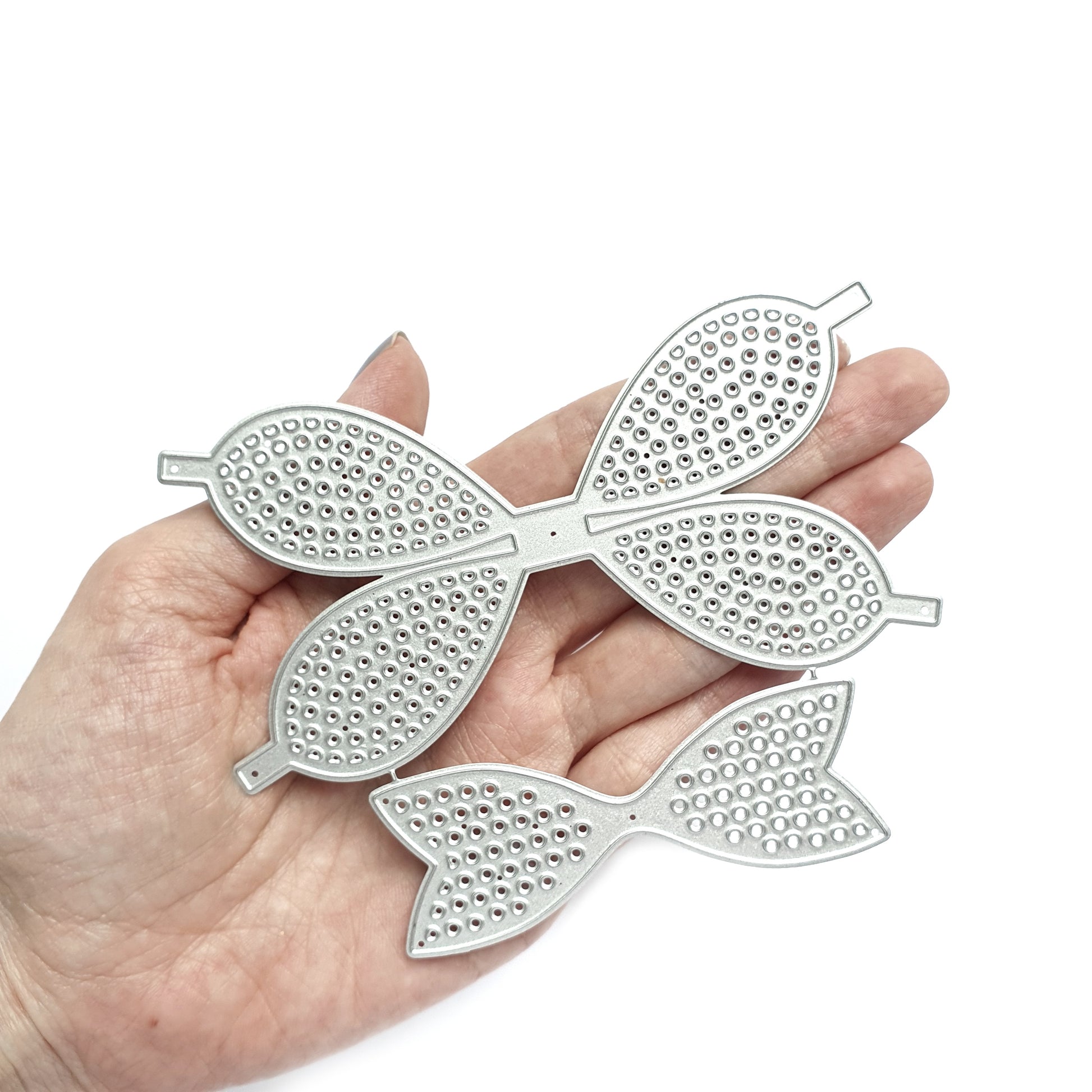 PUNCHED HOLES BOW CUTTING DIES - Luxy Kraft
