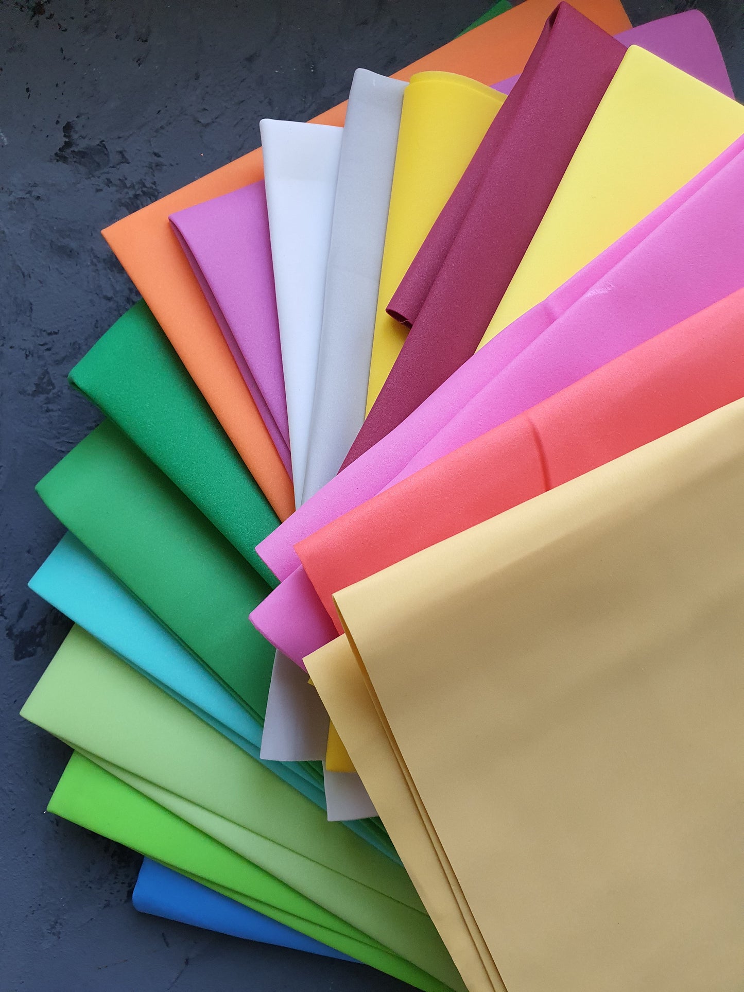 Soft foam sheets for flower making 0.5 mm 50x50 cm - Luxy Kraft