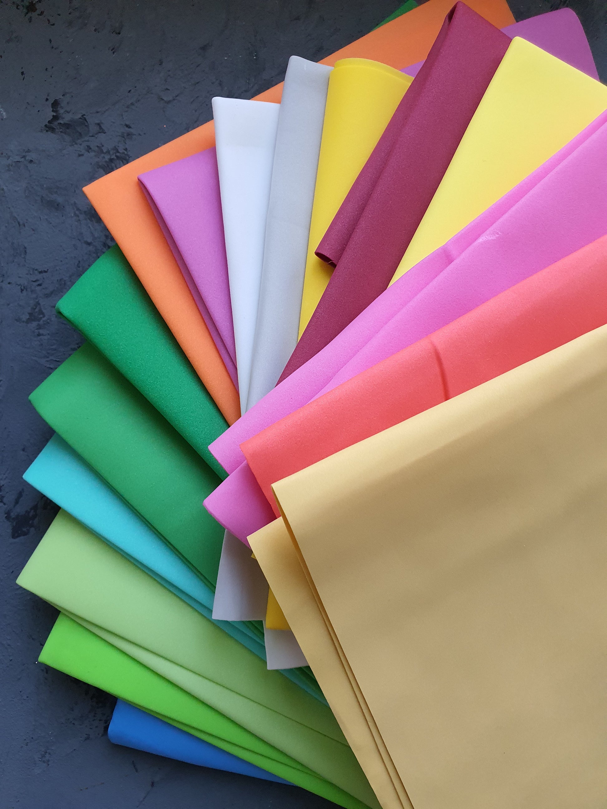 Soft foam sheets for flower making 0.5 mm 50x50 cm - Luxy Kraft