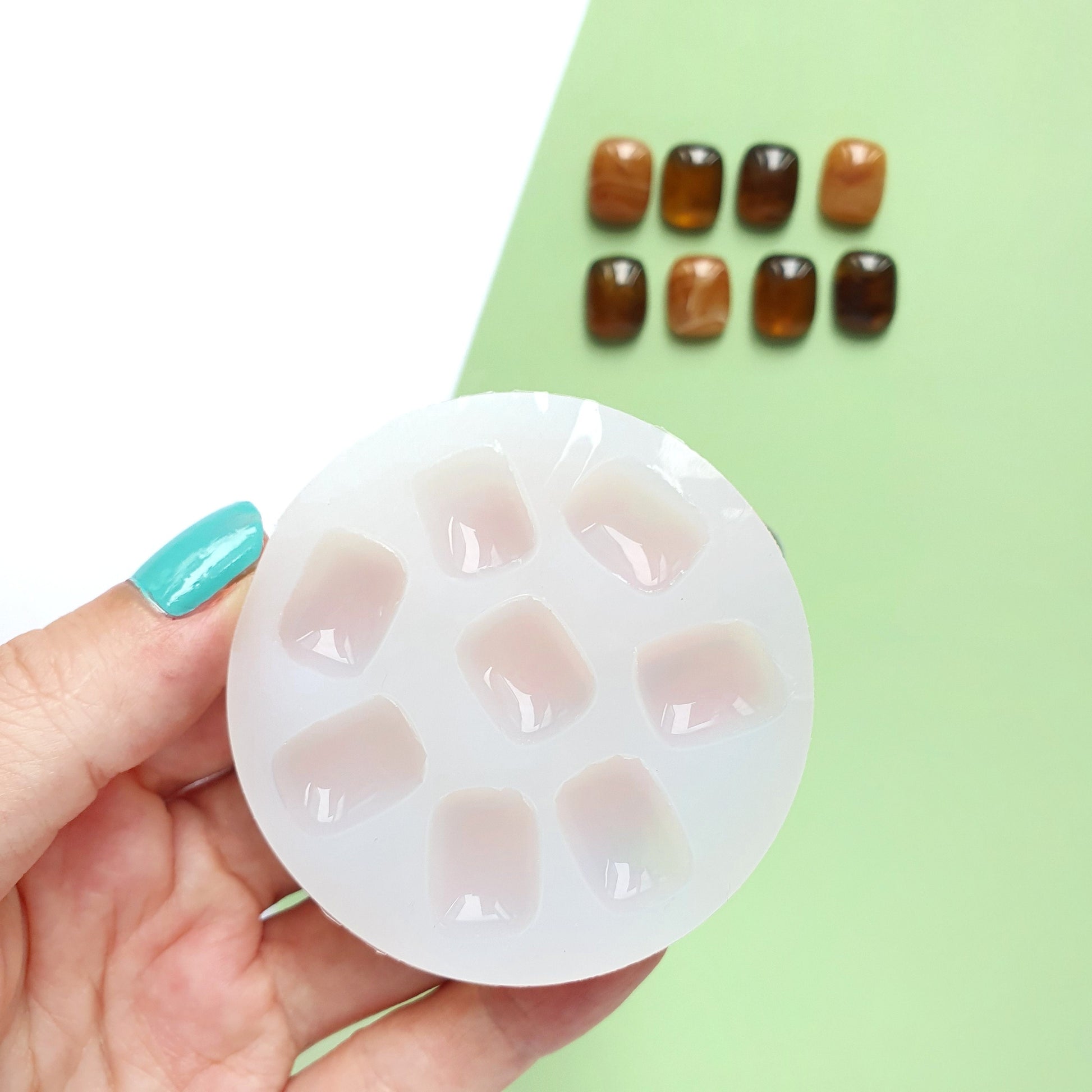 Silicone earrings mold for resin and epoxy for 8 cabochons