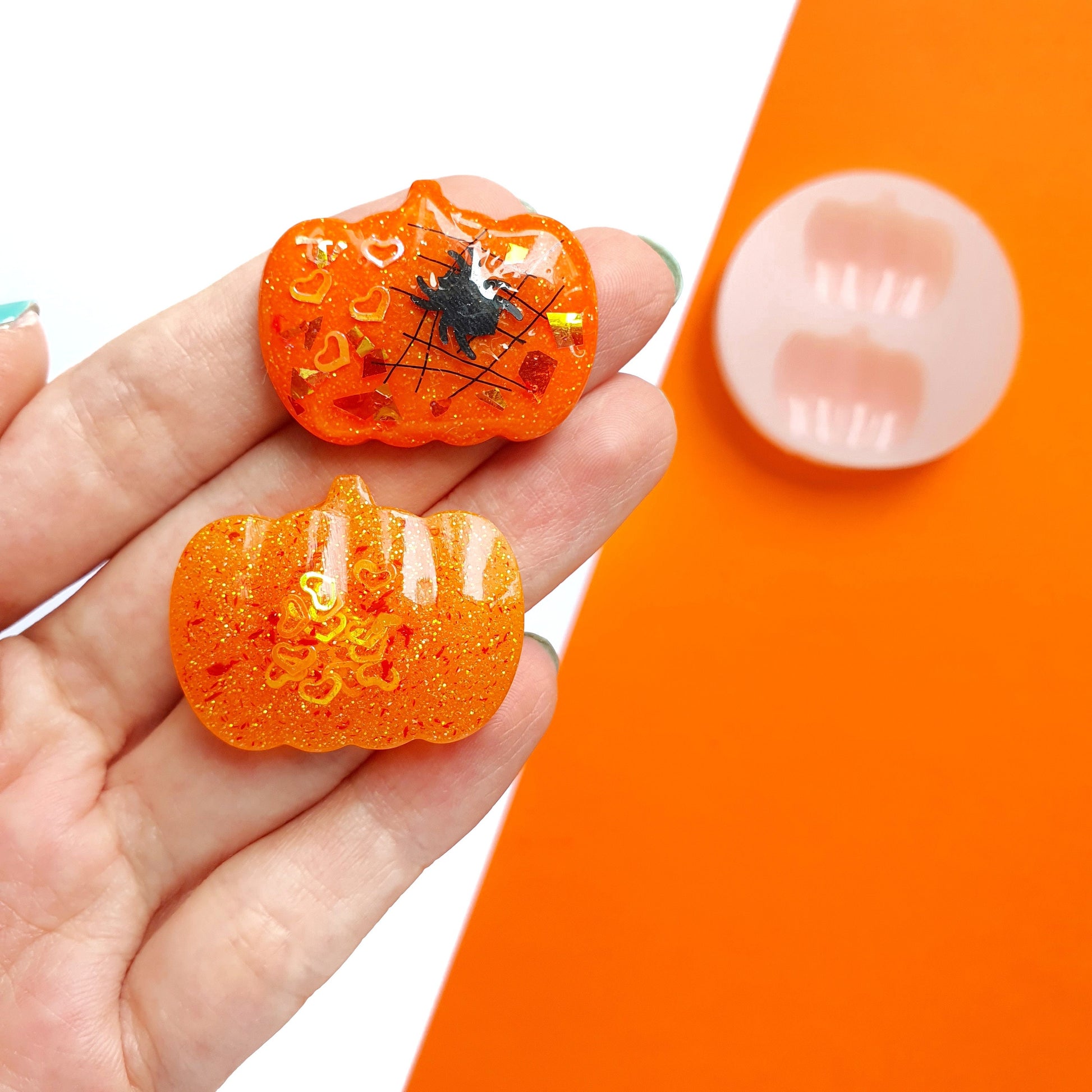 Halloween "Pumpkin" Silicone earrings mold for resin and epoxy - Luxy Kraft