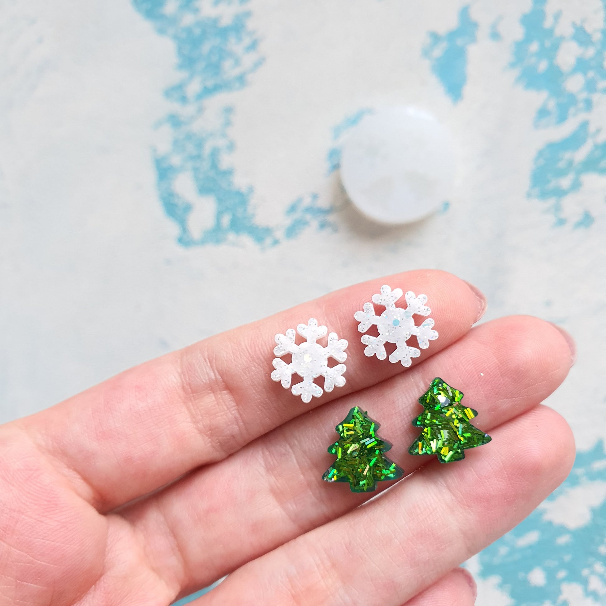Silicone earrings mold "Christmas"  for resin and epoxy mould for jewelry "Christmas tree, Snowflake" for stud earrings - Luxy Kraft