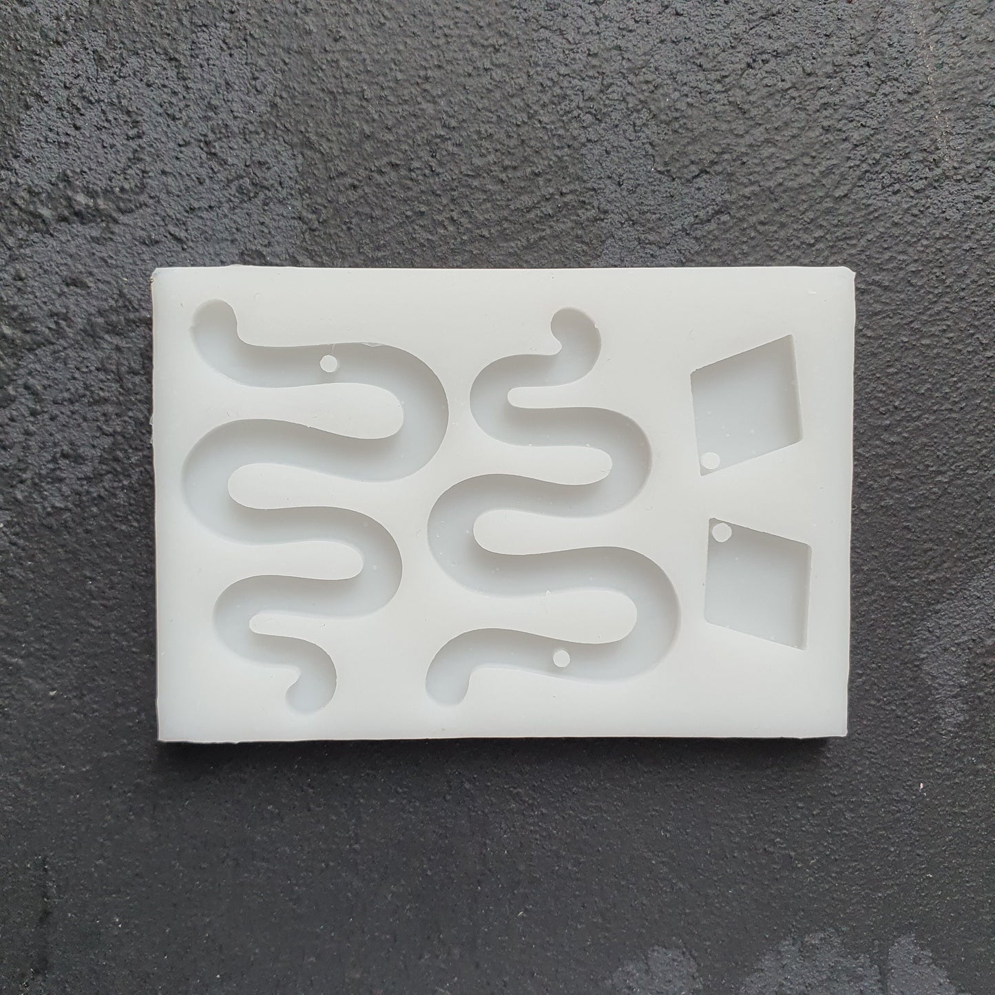 Snake Silicone earring mold Jewelry Resin mould for resin and epoxy