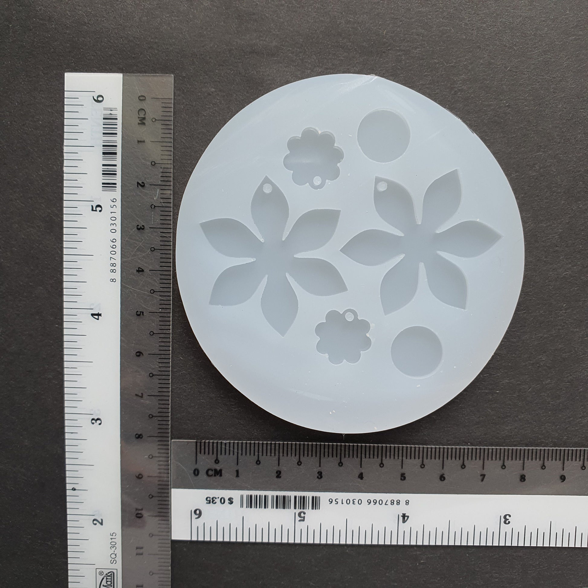 Silicone earrings Flower mold mould for resin and epoxy - Luxy Kraft