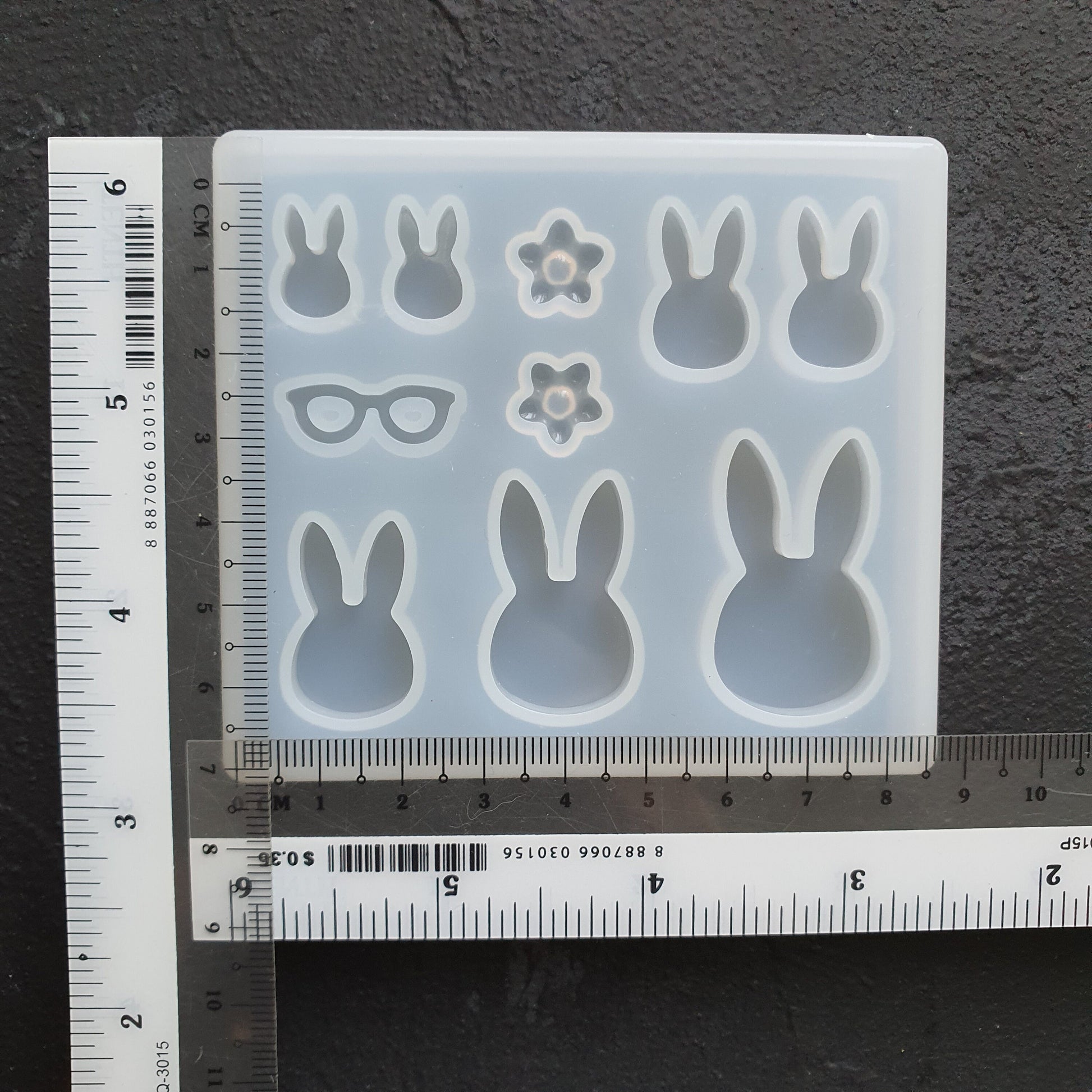Bunny Silicone earring mold Jewelry Resin mould for resin and epoxy