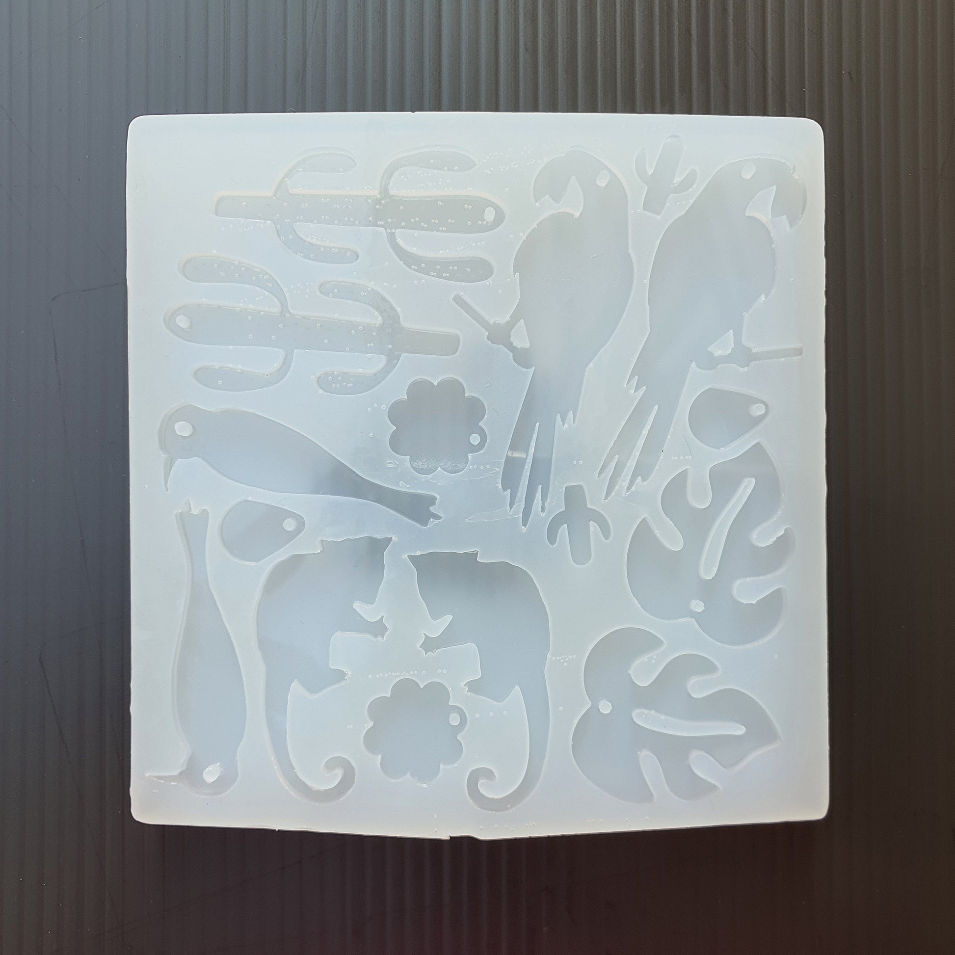 Silicone earrings mold "Zoo" for resin and epoxy mould for 6 pairs earrings jewelry - Luxy Kraft