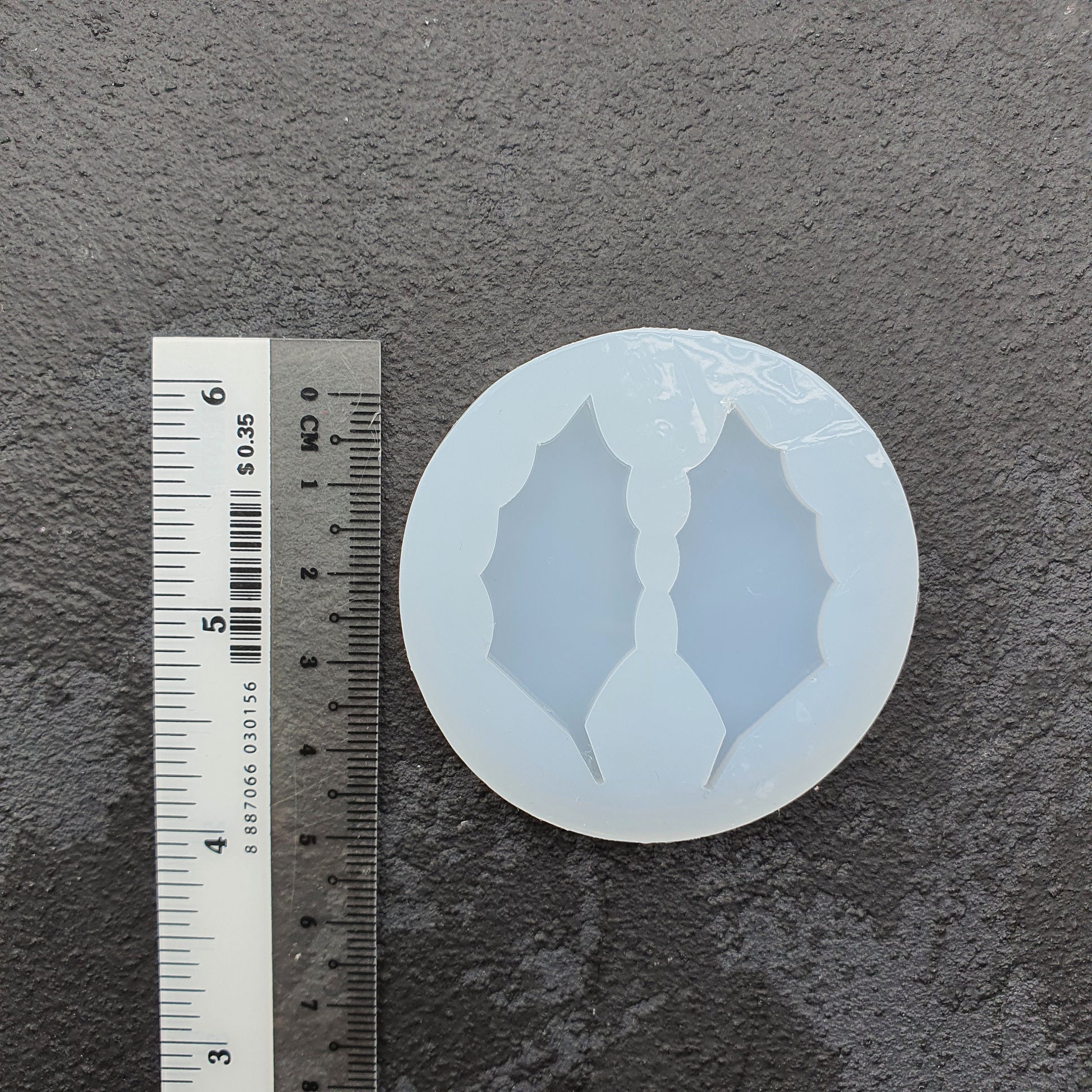 Silicone earrings mold "Holly leaves" Jewelry Resin mould for resin and epoxy - Luxy Kraft