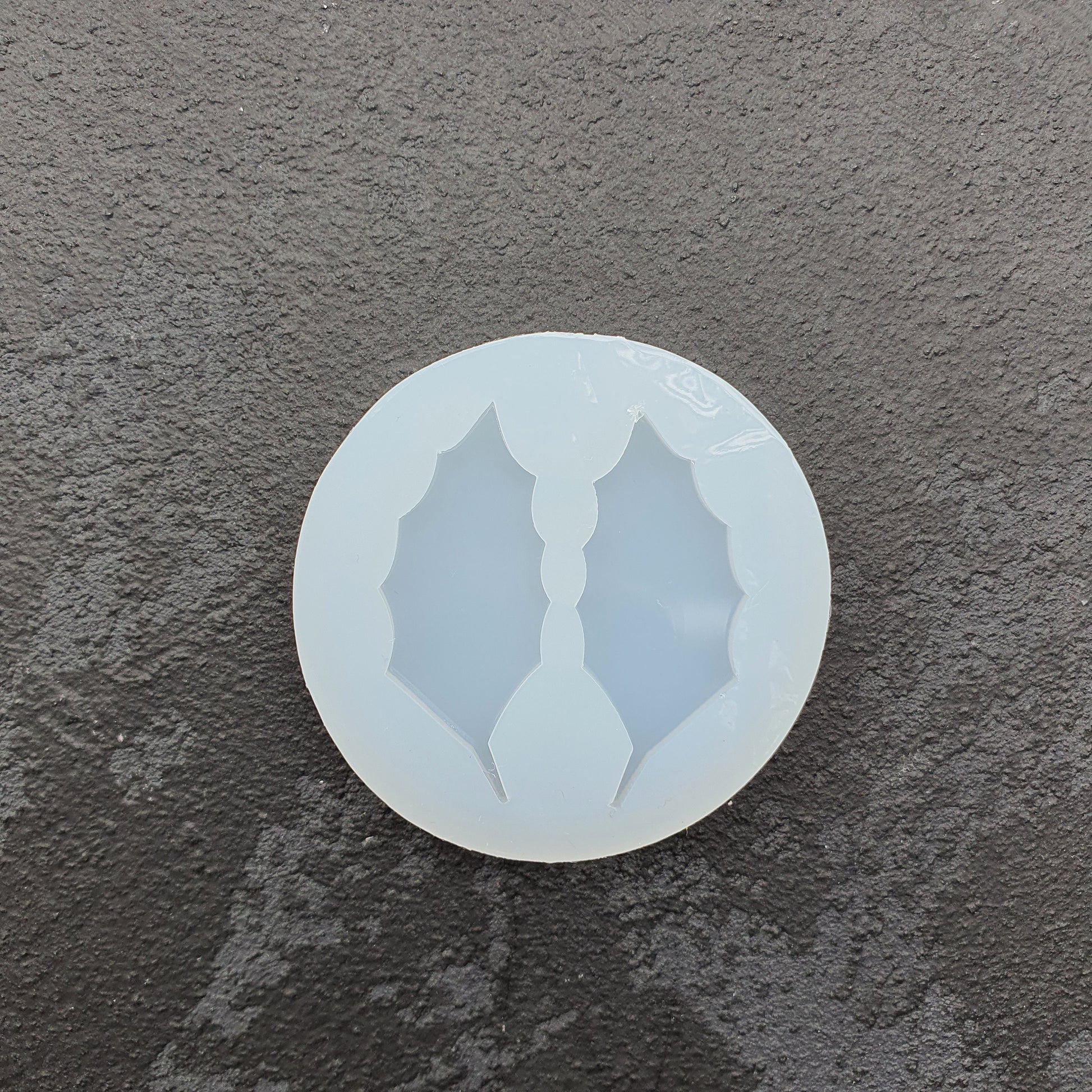 Silicone earrings mold "Holly leaves" Jewelry Resin mould for resin and epoxy - Luxy Kraft