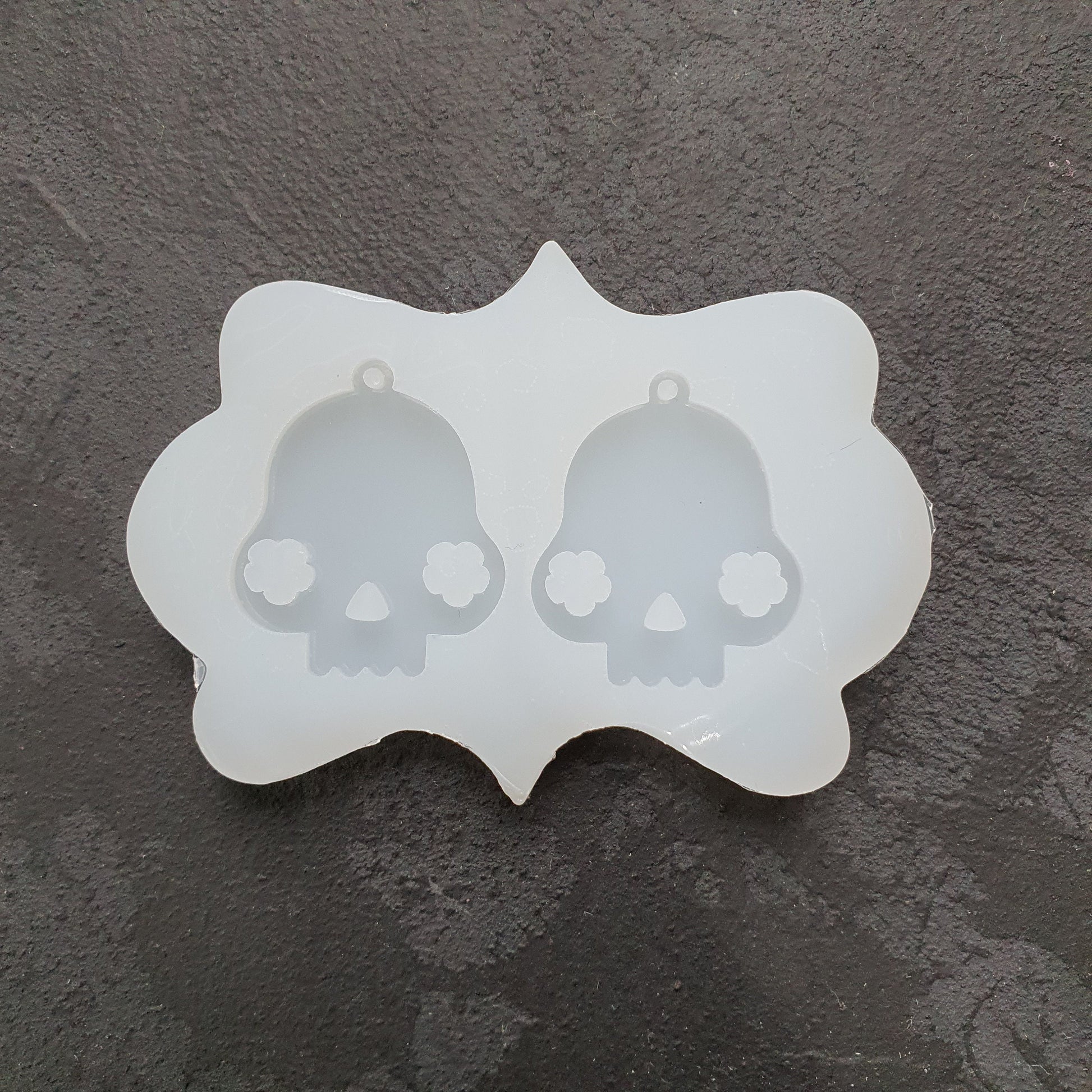 Halloween Scull Silicone earrings mold for resin and epoxy