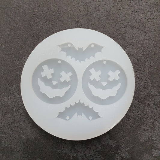 Halloween "Smyle, bat" Silicone earrings mold for resin and epoxy