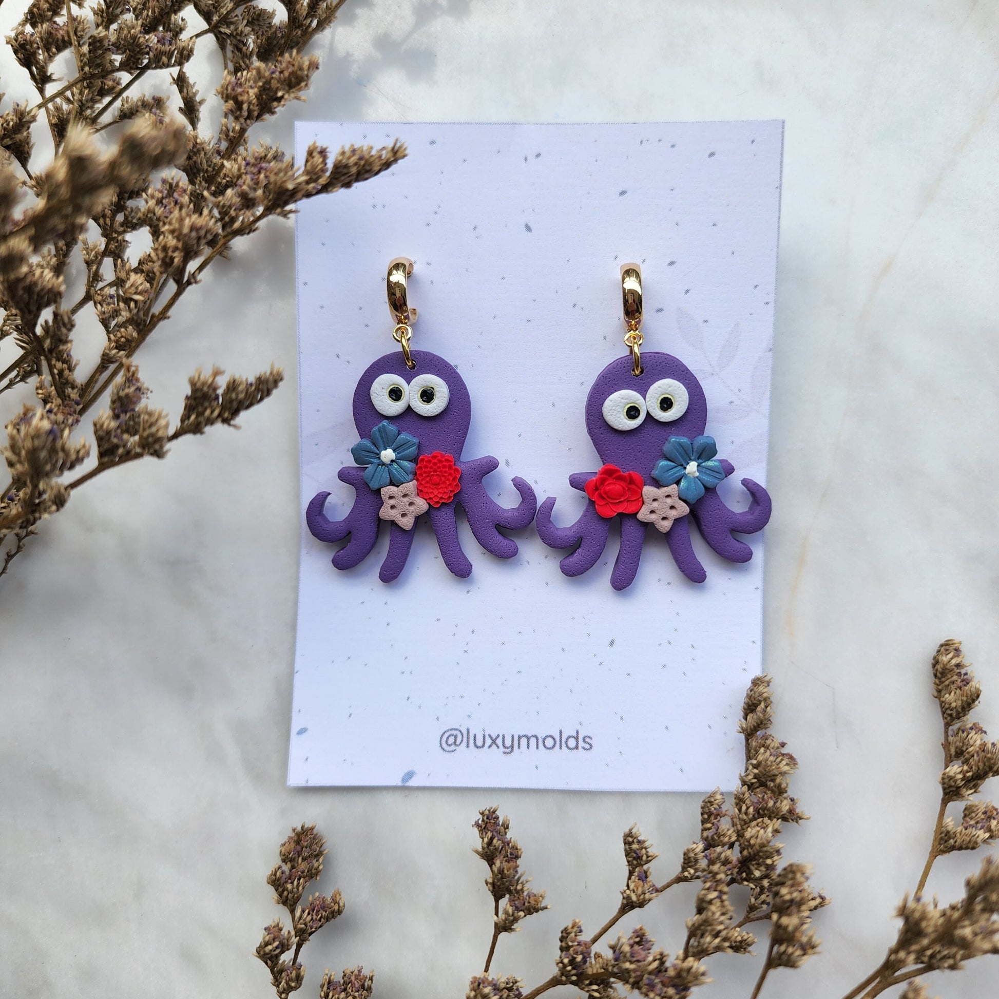 Polymer clay earrings / Summer earrings /Octopus earrings / Coral earrings / Crab earrings / Fin earrings / Wood resin earrings/Red earrings