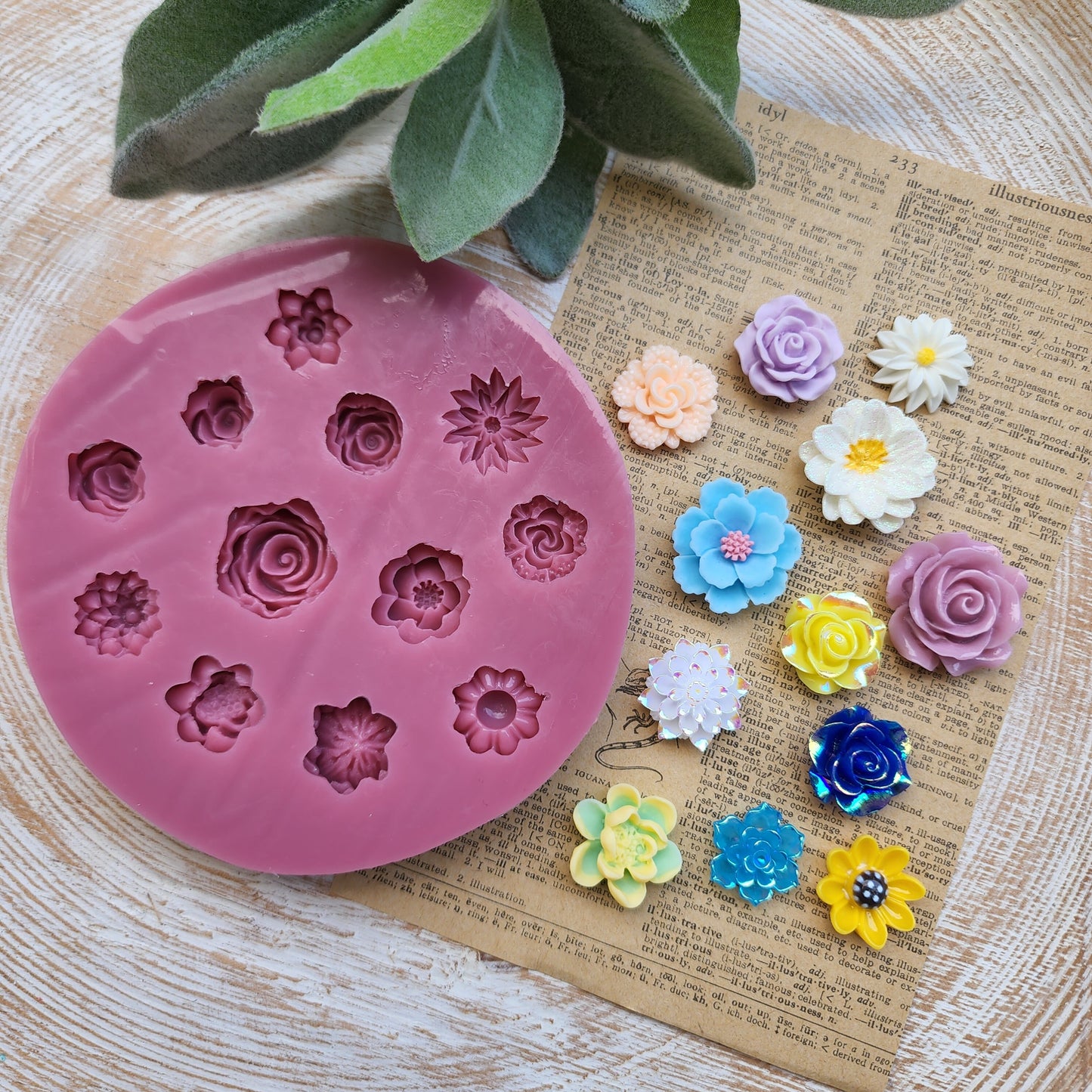 Silicone earrings mold / Silicone epoxy mold / Silicone stud earring moulds / Silicone UV resin molds / Flowers clay jewelry mold /Clay tool