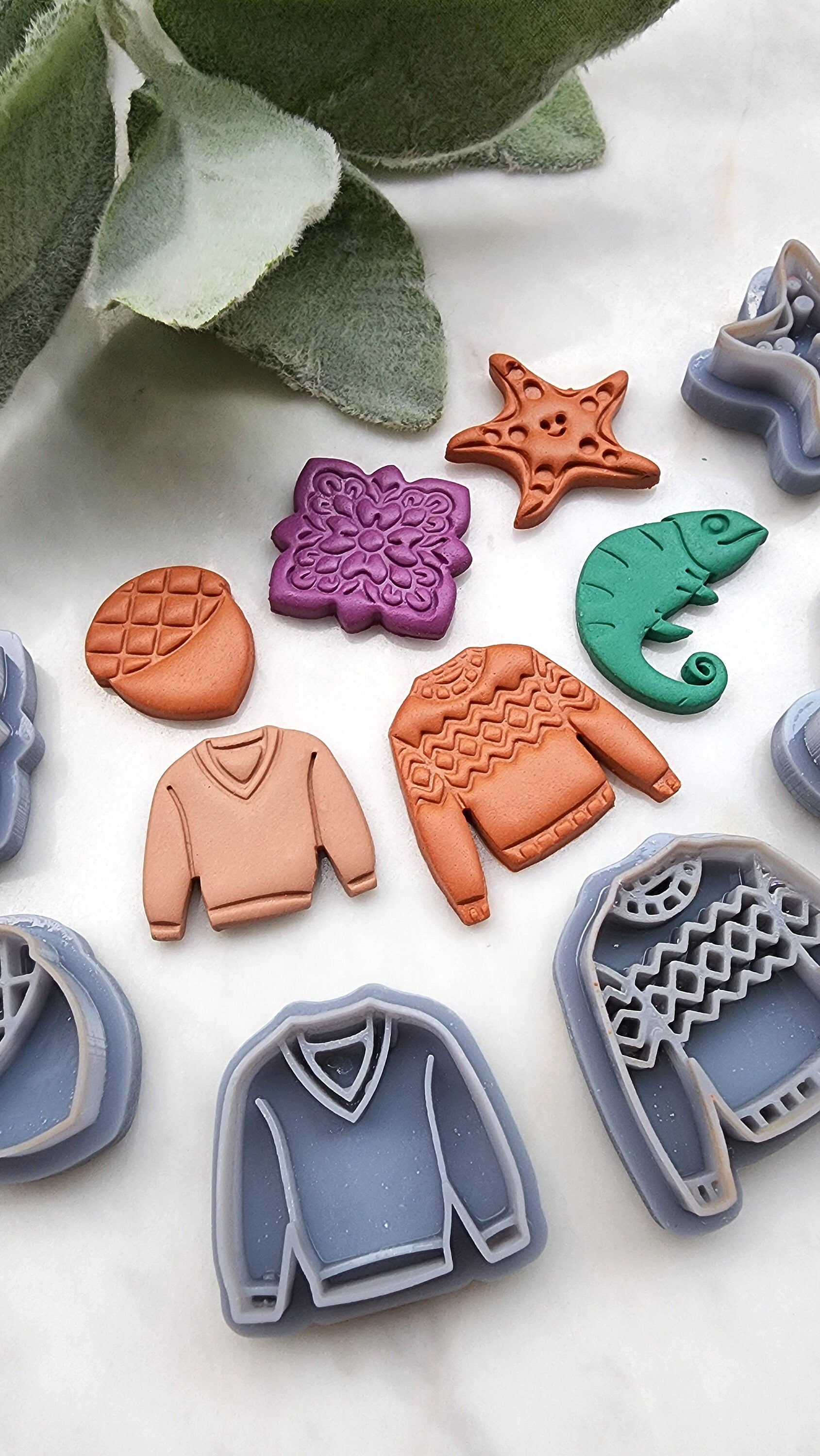Fall Polymer Clay cutters Stud earring clay cutters Earrings molds Polymer clay tool Acorn Fall sweater Starfish Iguana sharp cutter stamp