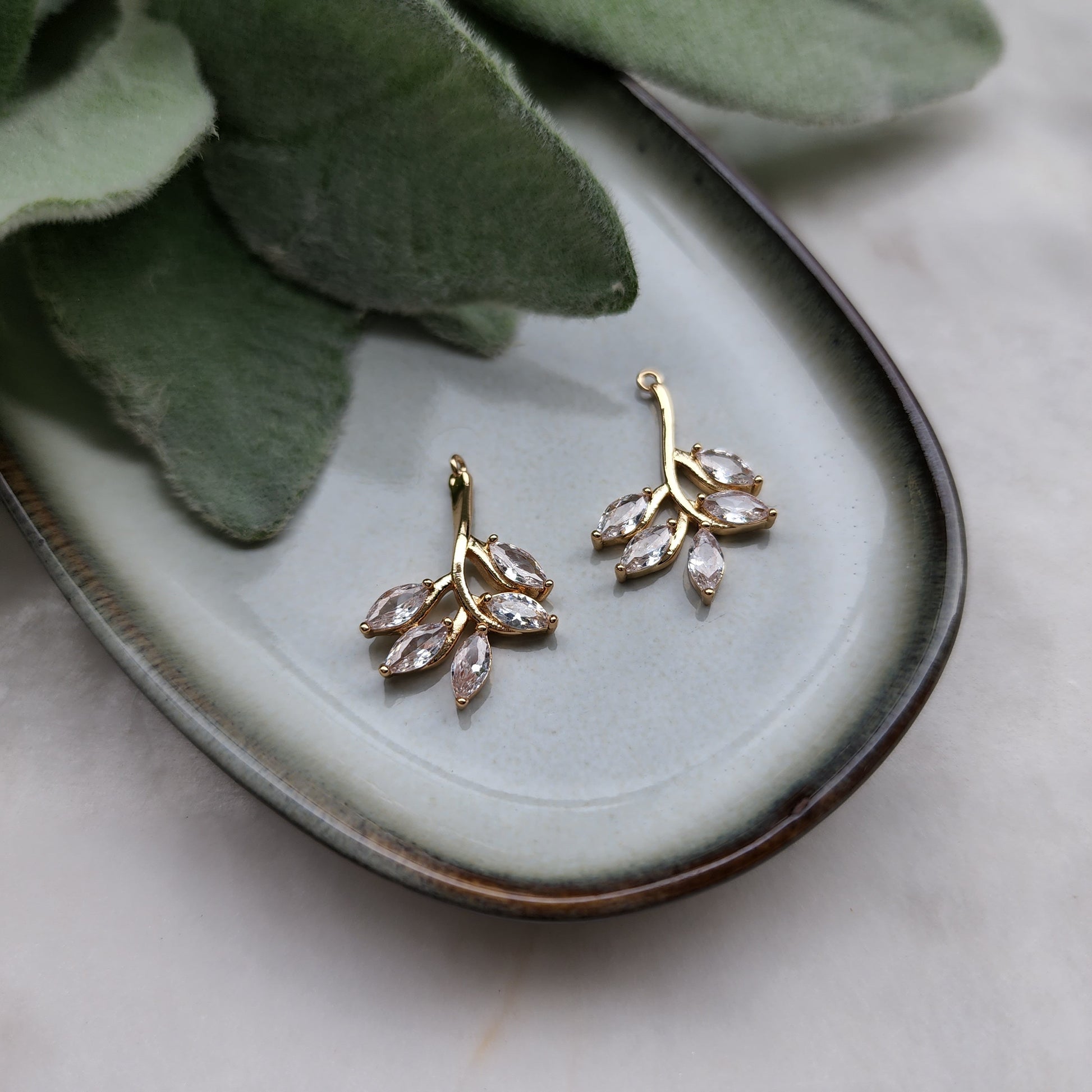 2 pcs Zircon charms pendants "Leaf" Crystal connectors Earrings component findings DIY Rhinestone Jewelry supplies Earrings gold plated part