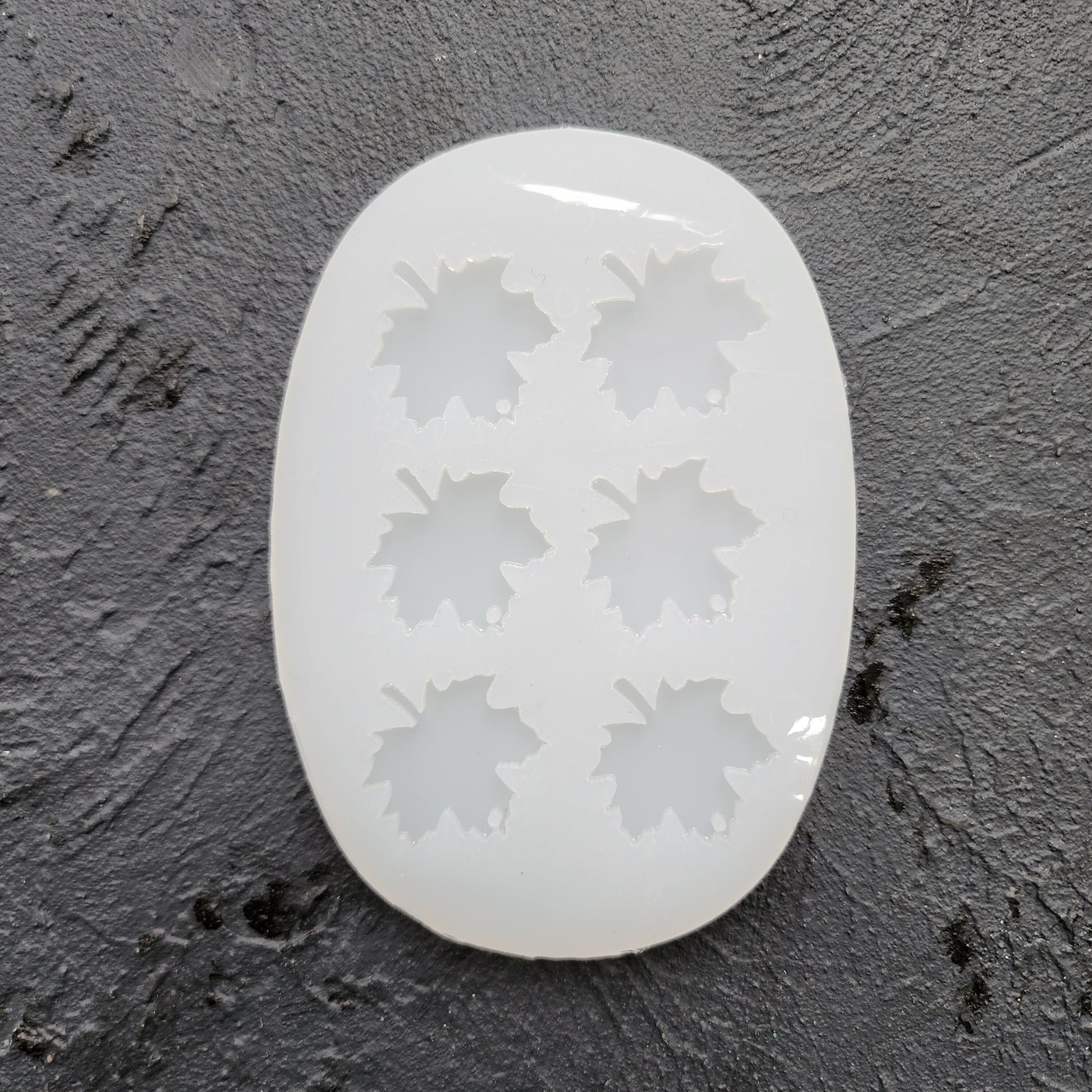 Silicone earrings mold / Silicone epoxy mold / Silicone UV resin molds / Fall leaves earrings silicone jewelry mold
