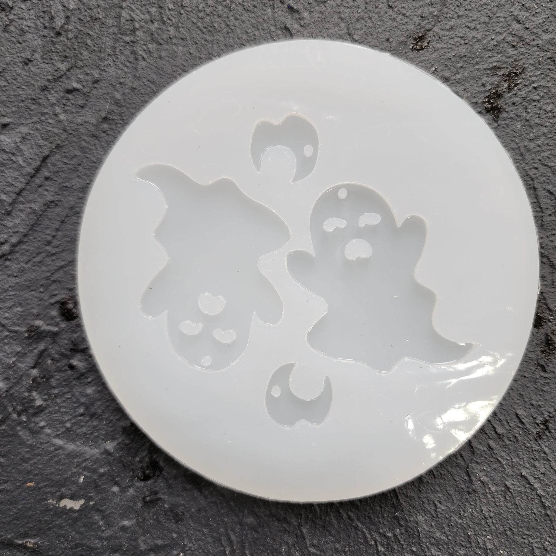 Silicone earrings mold / Silicone epoxy mold / Silicone UV resin molds / Halloween Ghost earrings silicone jewelry mold