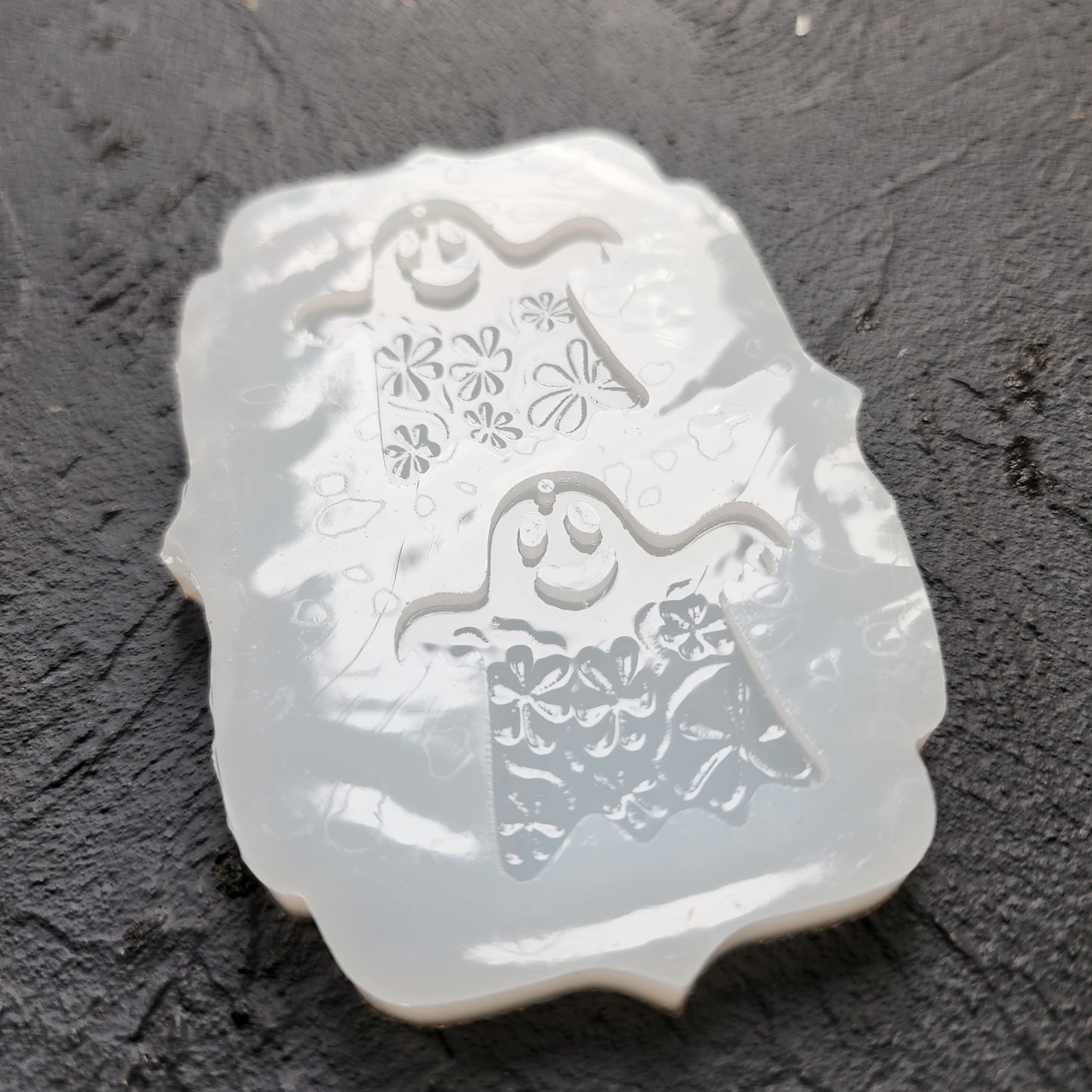 Silicone earrings mold / Silicone epoxy mold / Silicone UV resin molds / Halloween Ghost earrings silicone jewelry mold