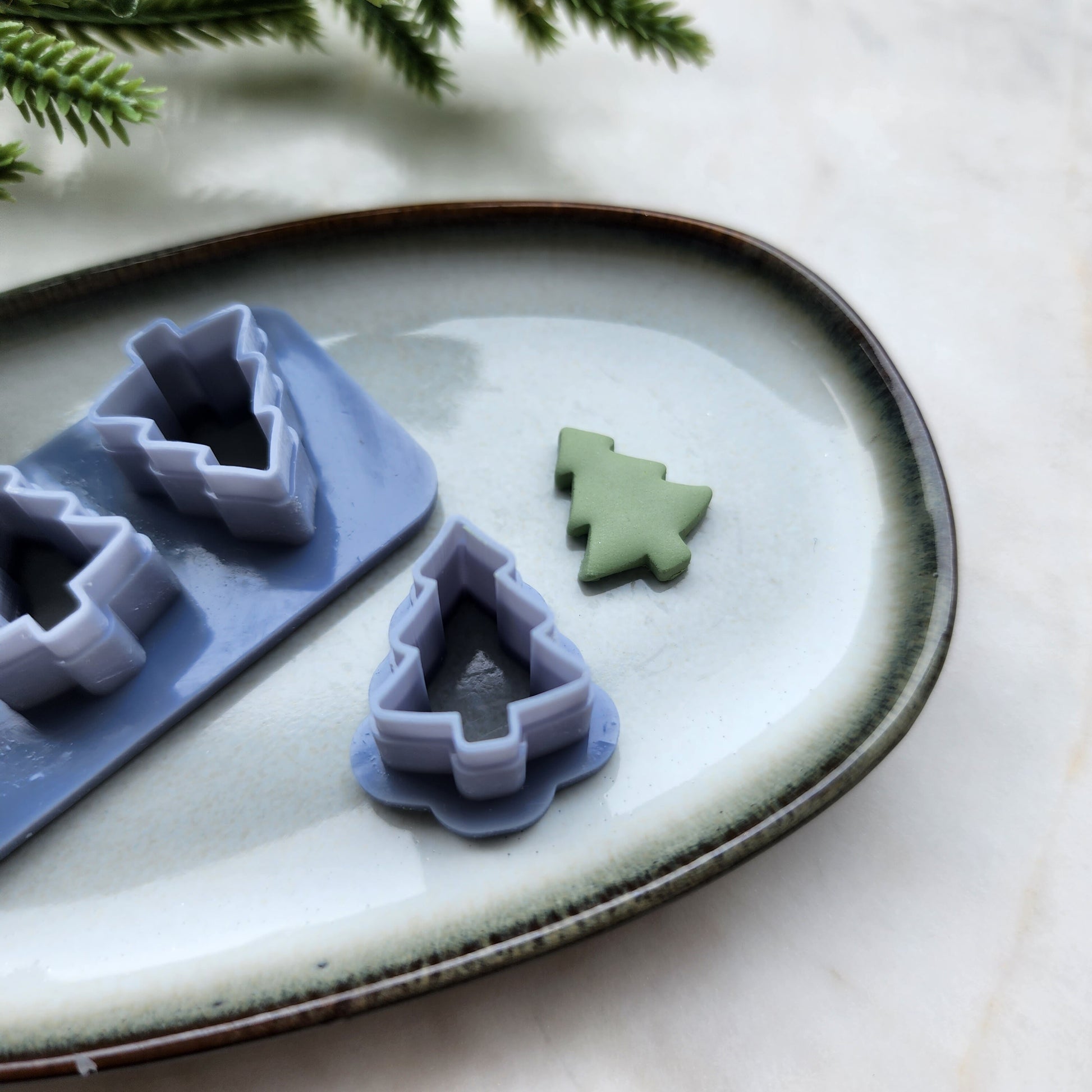 Christmas Polymer Clay cutters Christmas tree Earrings molds Polymer clay tool sharp cutter stamp Jewelry stud earrings cutters