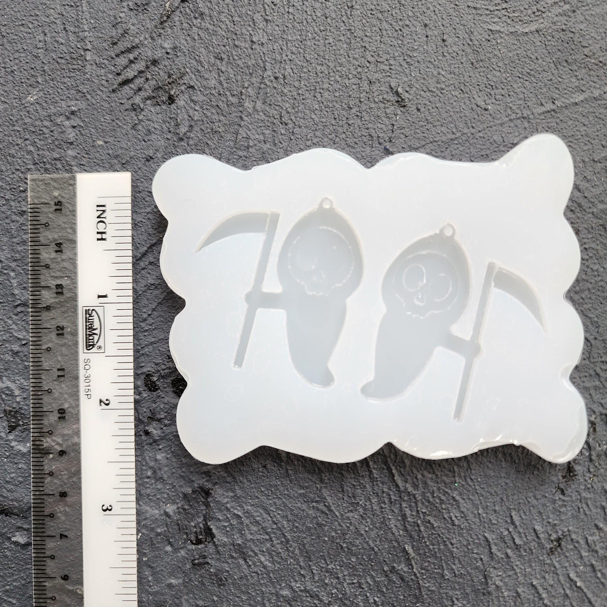 Silicone earrings mold / Silicone epoxy mold / Silicone UV resin molds / Halloween earrings silicone jewelry mold