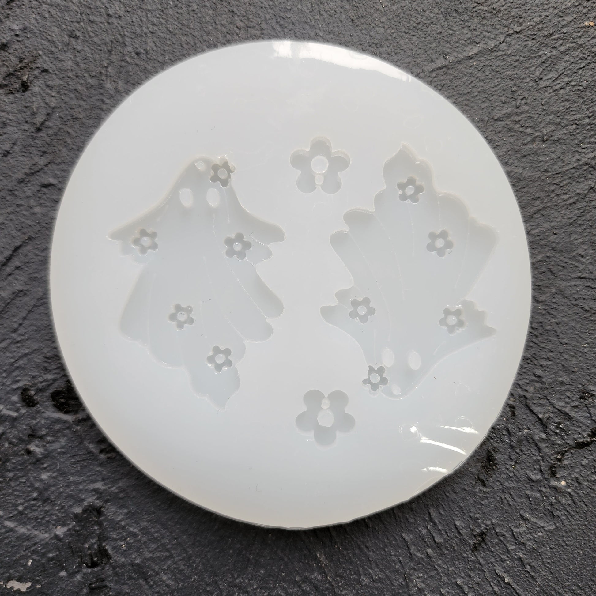 Silicone earrings mold / Silicone epoxy mold / Silicone UV resin molds / Halloween Ghost earrings silicone jewelry mold