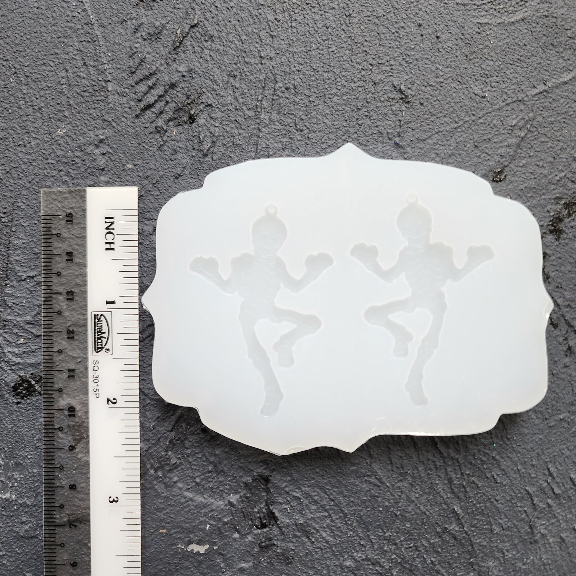 Silicone earrings mold/Silicone epoxy mold/Silicone earring moulds/Silicone UV resin molds/Halloween Skeleton earrings silicone jewelry mold