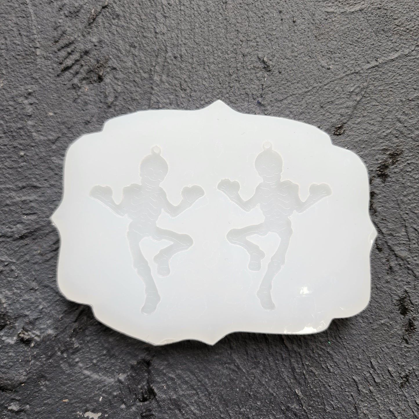 Silicone earrings mold/Silicone epoxy mold/Silicone earring moulds/Silicone UV resin molds/Halloween Skeleton earrings silicone jewelry mold