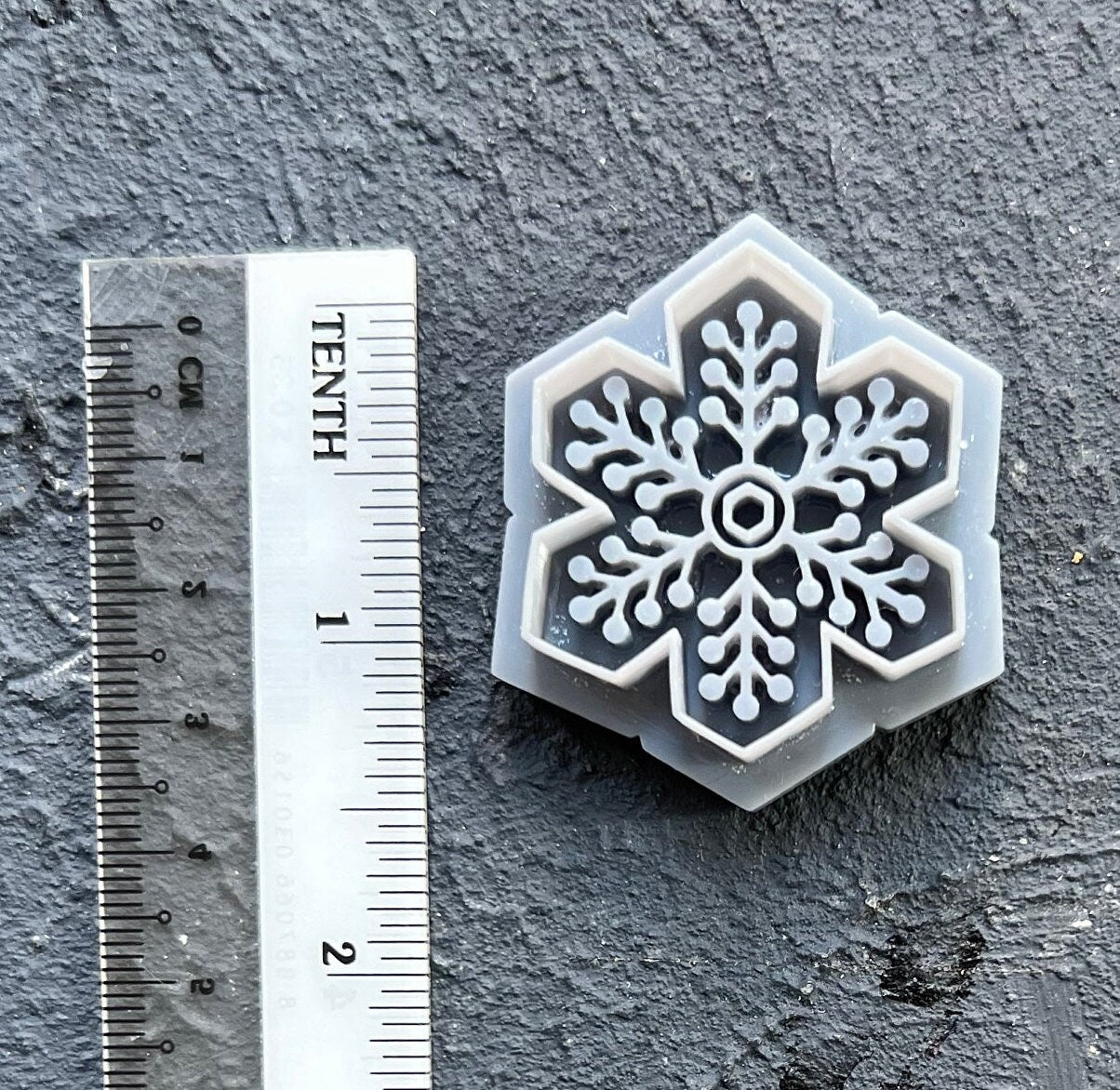Christmas Polymer Clay cutters Snowflake Earrings molds Polymer clay tool sharp cutter stamp Jewelry stud earrings cutters