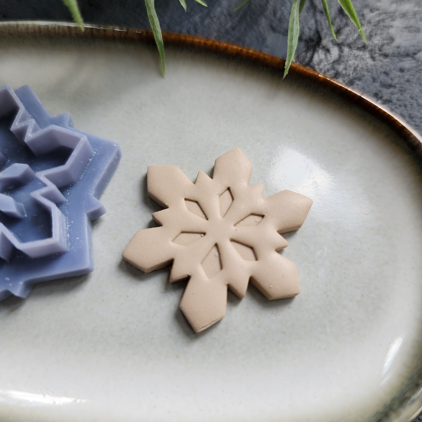 Christmas Polymer Clay cutters Snowflake Earrings molds Polymer clay tool sharp cutter stamp Jewelry stud earrings cutters