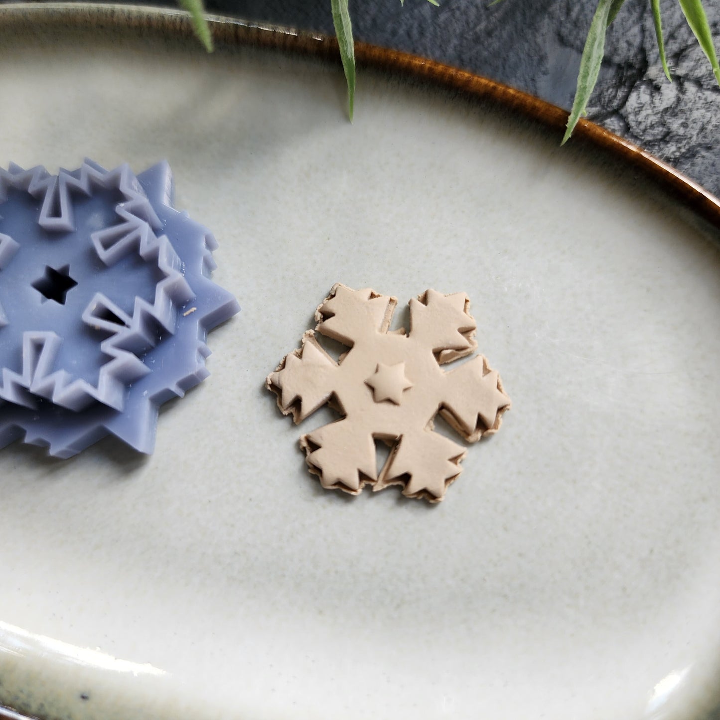 Christmas Polymer Clay cutters Snowflake Earrings molds Polymer clay tool sharp cutter stamp Jewelry stud earrings cutters